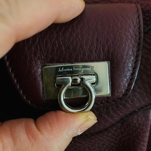 Salvatore Ferragamo Shoulder Bag Purse Maroon Luxury - Picture 9 of 12